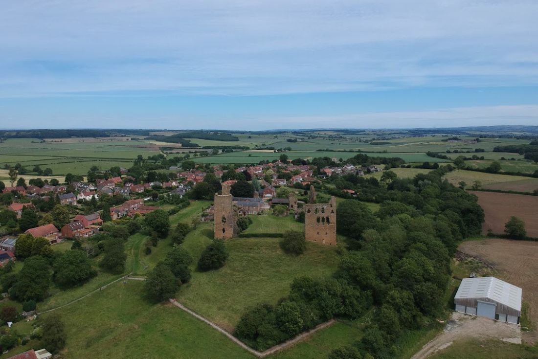 sheriff hutton village 6